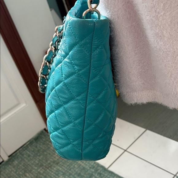 Kate Spade  satchel Crossbody bag Quilted leather Turquoise braided Chain Strap - Picture 6 of 16
